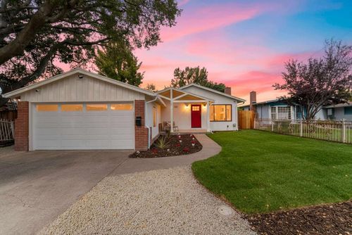 1523 Ursula Way, East Palo Alto, CA, 94303-1152 | Card Image