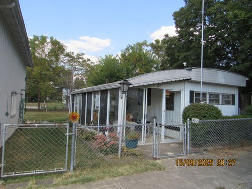 24 2nd St, Kingston, OH, 45644-5002 | Card Image