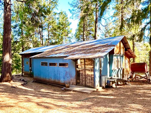 750 Mcdonald Creek Rd, Burnt Ranch, CA, 95527 | Card Image