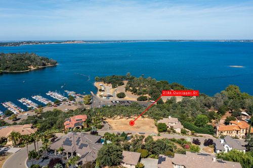 2186 Outrigger Dr, El Dorado Hills, CA, 95762-3735 | Card Image