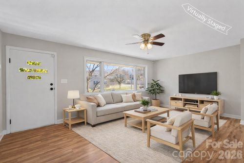 19 Browndale Rd, Asheville, NC, 28805-2616 | Card Image