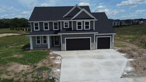 490 Talbots Woods Drive, Dousman, WI, 53118 | Card Image