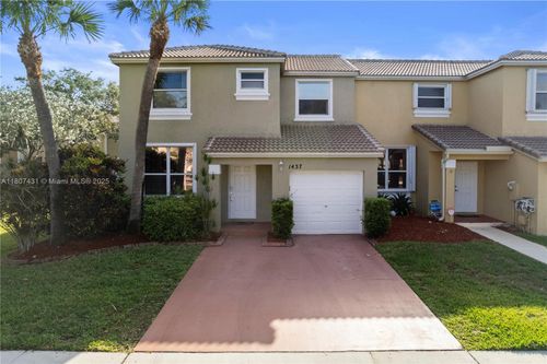 1437 Nw 154th Ln, Pembroke Pines, FL, 33028-1675 | Card Image