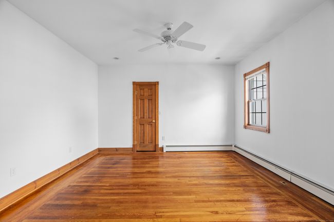 623 Whitney Ave, Home with 21 bedrooms, 13 bathrooms and 12 parking in New Haven CT | Image 10