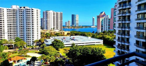 1207-3300 Ne 191st St, Aventura, FL, 33180-2445 | Card Image
