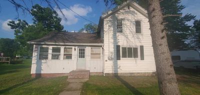 207 S Main Street, House other with 3 bedrooms, 1 bathrooms and null parking in Ithaca MI | Image 2