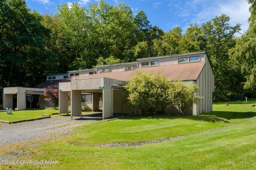 142 Ridge Dr, Tannersville, PA, 18372-7872 | Card Image