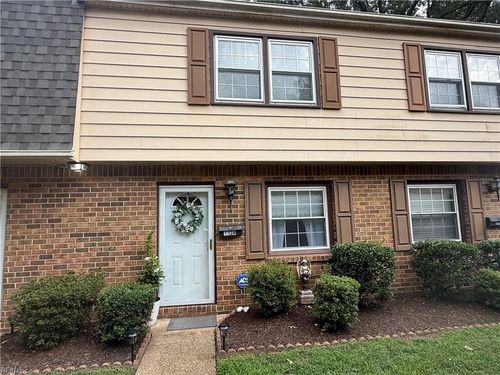 1136 Witchgate Ct, Virginia Beach, VA, 23455-5529 | Card Image