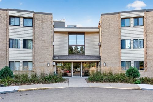 214-11160 Anderson Lakes Pkwy, Eden Prairie, MN, 55344-4168 | Card Image