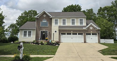 246 Weeping Willow Run Dr, Johnstown, OH, 43031-1376 | Card Image