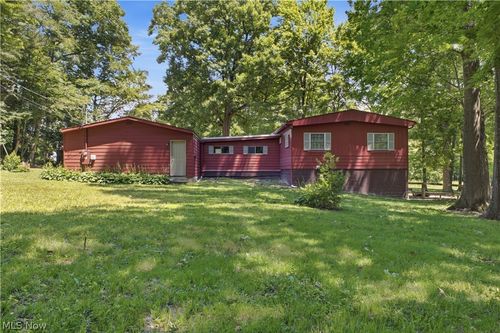 5018 Fairfield School Road, Columbiana, OH, 44408 | Card Image