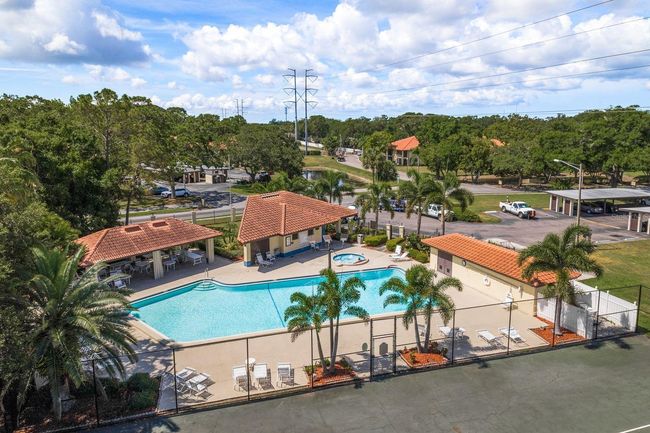 1712 - 1712 Hammock Pine Blvd, Condo with 1 bedrooms, 2 bathrooms and null parking in CLEARWATER FL | Image 27