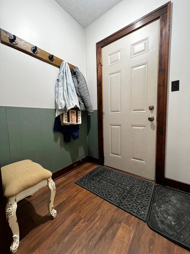 Front Entryway | Image 4