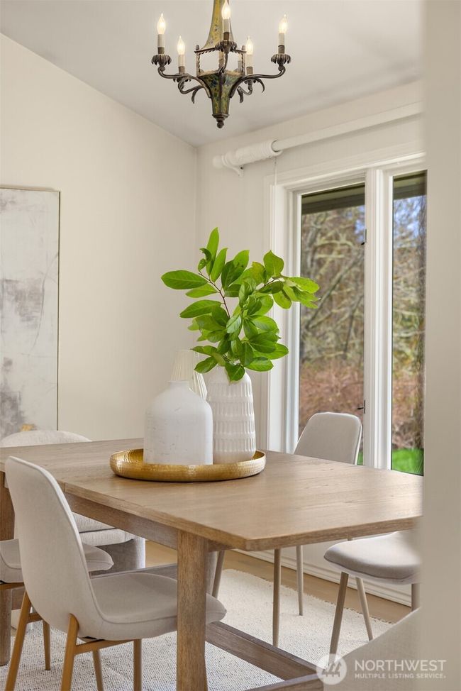10123 Ne Kitsap St, House other with 4 bedrooms, 3 bathrooms and 3 parking in Bainbridge Island WA | Image 12