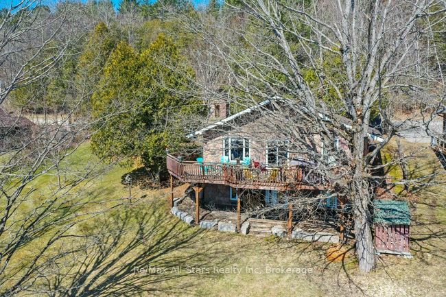 1082 Kawagama Lake Rd, House other with 3 bedrooms, 2 bathrooms and 2 parking in Haliburton ON | Image 6