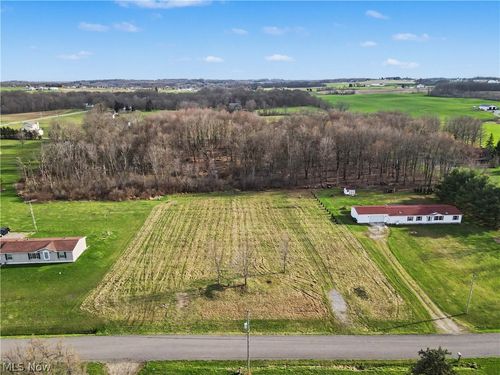 24865 Center Rd, Alliance, OH, 44601-6921 | Card Image