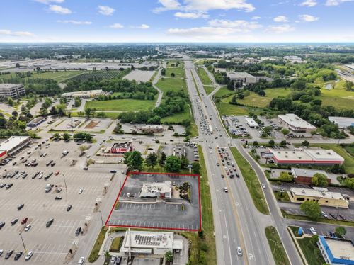 1498 Boardwalk, Lexington, KY, 40511-1802 | Card Image