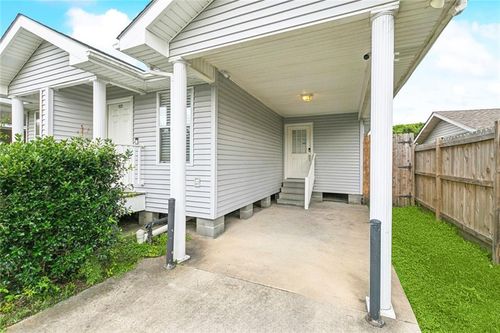 1925 Casa Calvo St, New Orleans, LA, 70114-4709 | Card Image