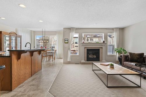 98 Cougarstone Close Sw, Calgary, AB, T3H5W3 | Card Image