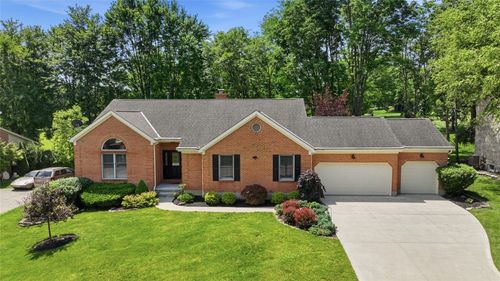 7977 Eagle Ridge Dr, West Chester, OH, 45069-1971 | Card Image