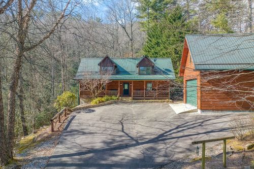 459 West Club Boulevard, Lake Toxaway, NC, 28747 | Card Image