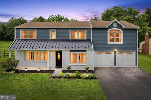 4133 Dana Ln, LAFAYETTE HILL, PA, 19444-1343 | Card Image