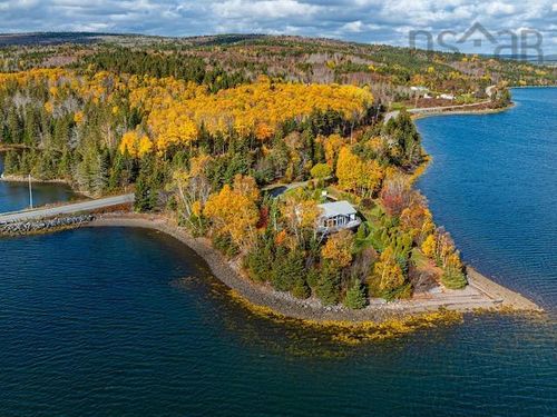 10818 Highway 16, Guysborough, NS, B0H1N0 | Card Image