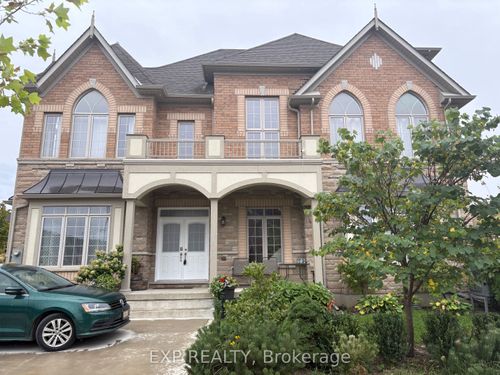 70 Hopewell St, Kleinburg, ON, L4H3Y2 | Card Image