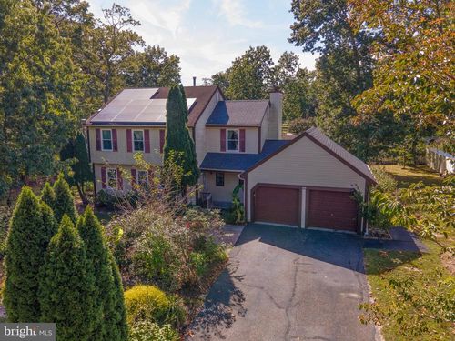 422 Debbie Ln, Millville, NJ, 08332-4750 | Card Image