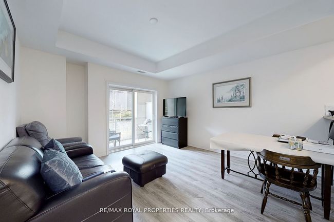 112 - 650 Gordon St, Condo with 2 bedrooms, 1 bathrooms and 1 parking in Whitby ON | Image 8