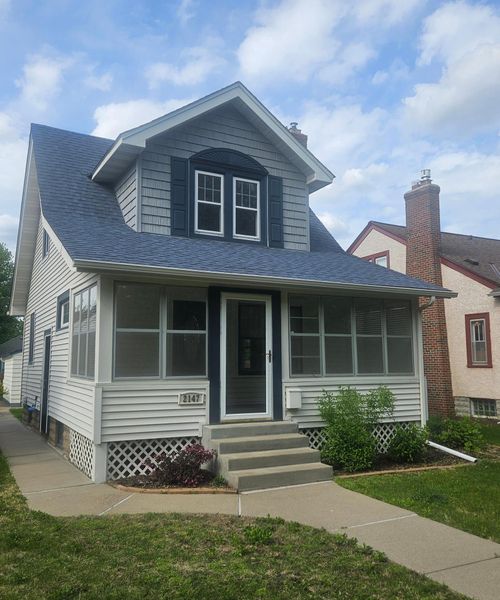 2147 Juliet Ave, Saint Paul, MN, 55105-1323 | Card Image