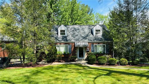 3218 Eastview Rd, Bethel Park, PA, 15102-1231 | Card Image