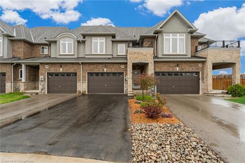 21 Pinot Trail, Niagara on the Lake, ON, L0S1J0 | Card Image
