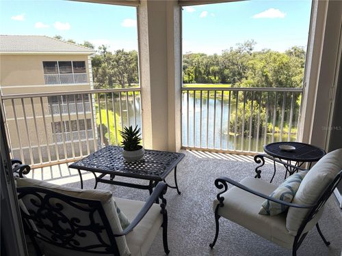 4b-5122 Manorwood Dr, SARASOTA, FL, 34235-2110 | Card Image