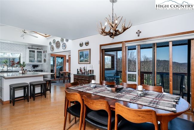 45 Dunvegan Rd, House other with 4 bedrooms, 7 bathrooms and null parking in Banner Elk NC | Image 13