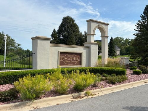 25135 S Tuscany Dr E, Monee, IL, 60449-8855 | Card Image