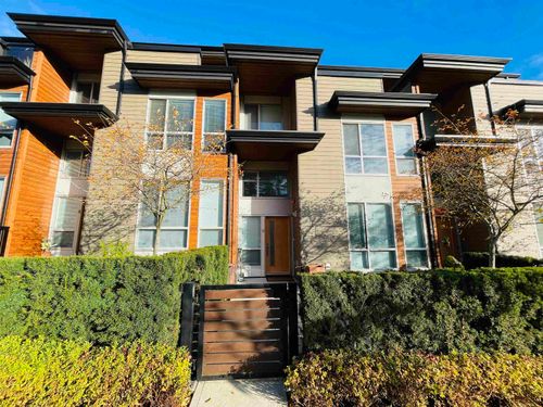 9-15775 Mountain View Dr, Surrey, BC, V3Z0W7 | Card Image