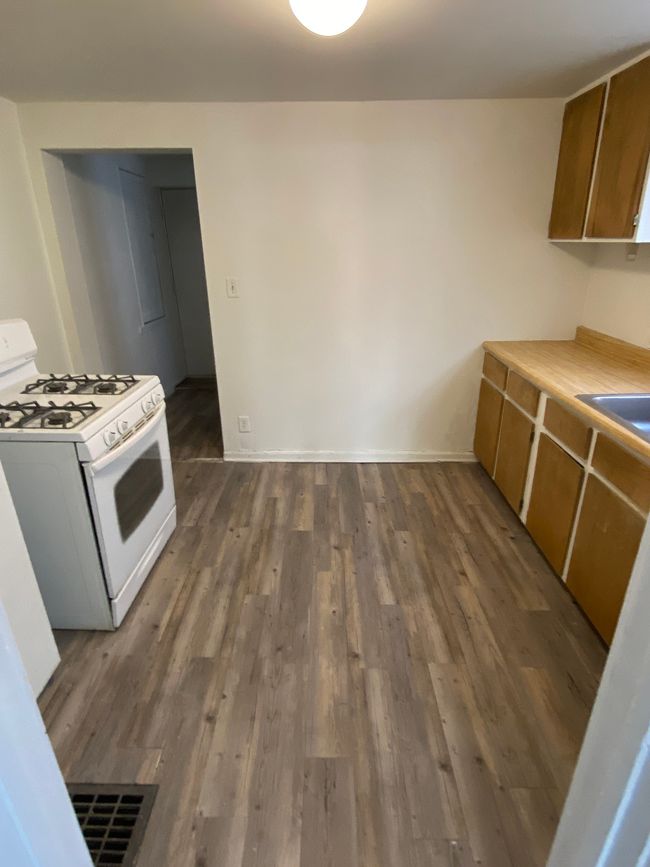 APT-2 - 68 Unit 2 N 7 Th Ave, House other with 1 bedrooms, 1 bathrooms and null parking in Beech Grove IN | Image 6