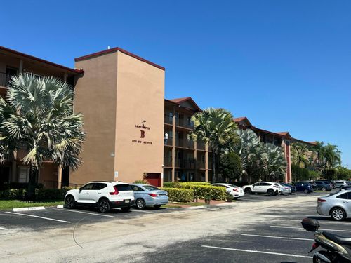 apt-314b-300 Sw 130th Ter, Pembroke Pines, FL, 33027-4096 | Card Image