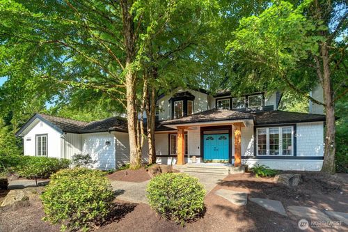 22707 Ne 142nd Pl, Woodinville, WA, 98077-5122 | Card Image
