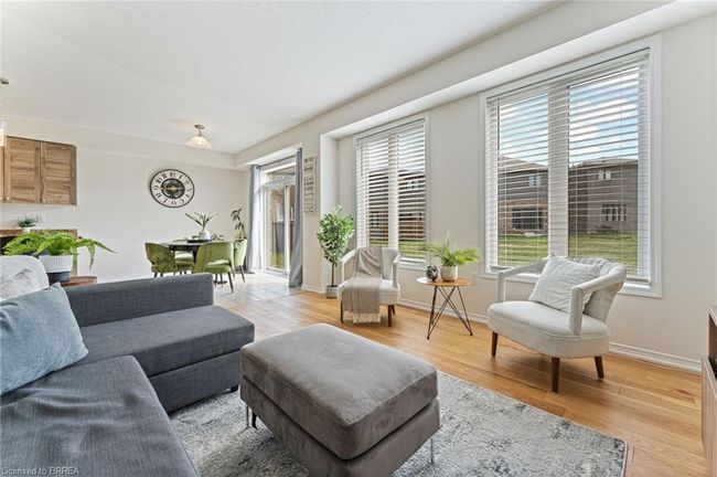 83 Munro Cir, House other with 4 bedrooms, 3 bathrooms and 4 parking in Brantford ON | Image 19