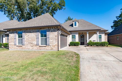 412 Bay Meadow Ln, Lafayette, LA, 70507-2671 | Card Image