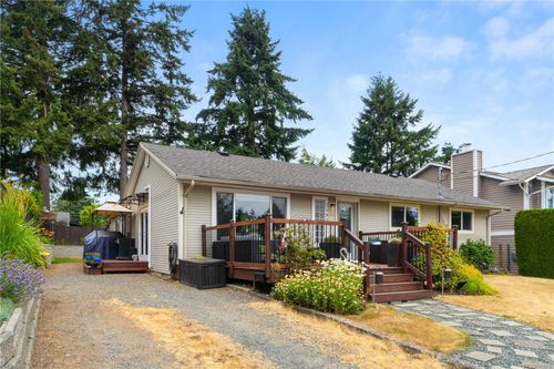 2586 Theresa Terr, Nanaimo, BC, V9T4Y9 | Card Image