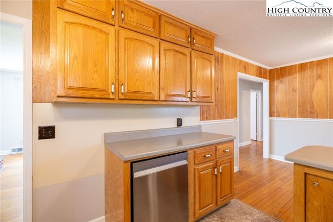 627 Saddle Mountain Church Rd, House other with 3 bedrooms, 1 bathrooms and null parking in Ennice NC | Image 31