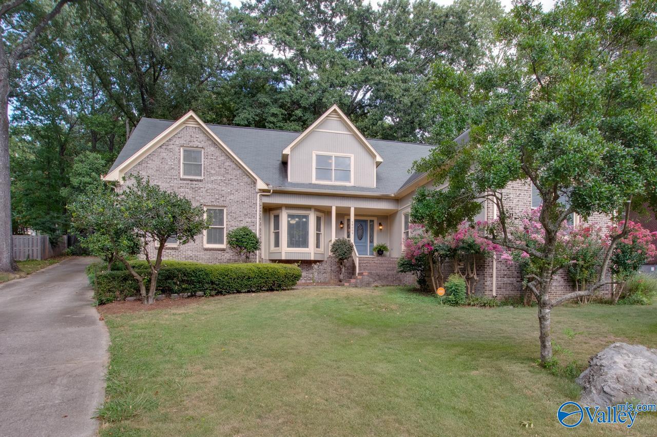 Collier Dr, Huntsville, AL 35803