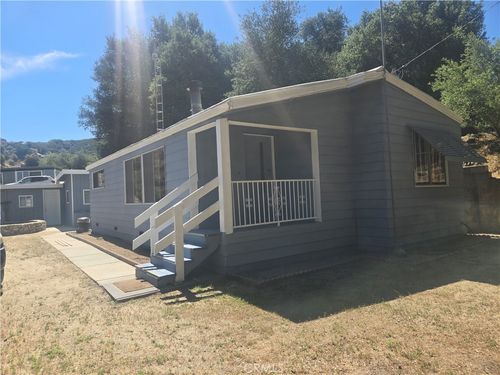 45700 Grouse St, Banning, CA, 92220-9584 | Card Image