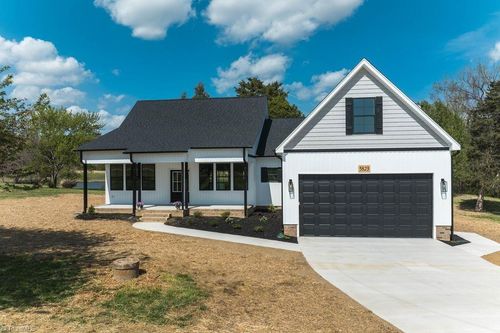 5823 Thacker Dairy Rd, Whitsett, NC, 27377-9736 | Card Image