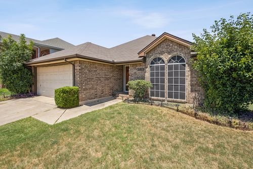 8729 Sabinas Trl, Fort Worth, TX, 76118-7446 | Card Image