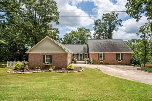 64 Virginia Cir, Cedartown, GA, 30125-2000 | Card Image