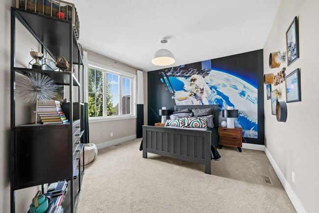 18 Whispering Springs Way, House other with 4 bedrooms, 4 bathrooms and 6 parking in Heritage Pointe AB | Image 35